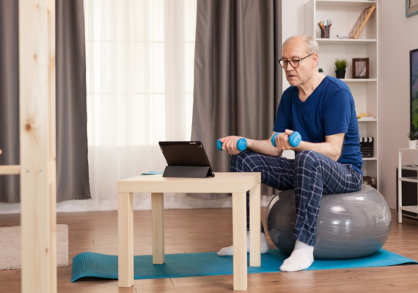 راهنمای-جامع-فراهم-کردن-محیط-امن-بهداشتی-بیمار-منزل-نکات-ایمنی-بهداشت-محیطی-تجهیزات-کمکی